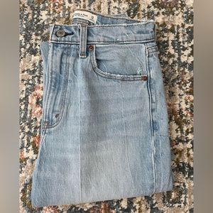 High rise mom Abercrombie jean
